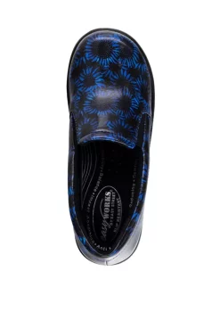 Promo 💯 Easy Works by Easy Street Leeza Slip Resistant Clogs 🔥 -Easy Street Sales Shop Belk 1114