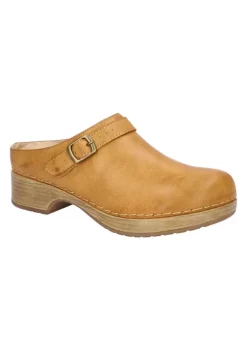Budget ❤️ Easy Works by Easy Street Shira Slip Resistant Clogs 🤩